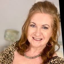 Samantha Kies's Instagram, Twitter & Facebook