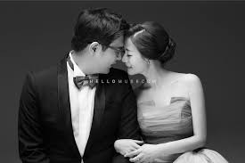 Epilogue Bride Groom S Epilogue Hellomuse Com Korea Pre Wedding Promotion Wedding Photography Studio Pre Wedding Photoshoot Bride Groom Poses