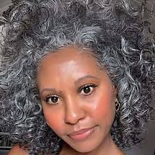 Top 20 Lifestyle Influencers Over 40 in 2026