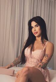 Jully Poca - Free pics, galleries & more at Babepedia