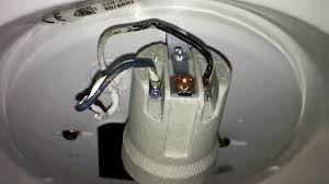 Deckenlampe Montieren Lampe Anbringen Verkabelung Anschliessen
