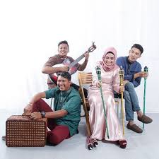 191,578 views, added to favorites 788 times. Lirik Lagu Kisah Antara Kita One Avenue Band Arnamee Blogspot