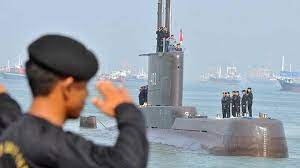 Kapal selam yang hilang bisa beroperasi dengan aman di kedalaman 500 meter pihak otoritas mengatakan oksigen di kapal selam akan habis pada hari sabtu dini hari Ekqrkmszui0d9m