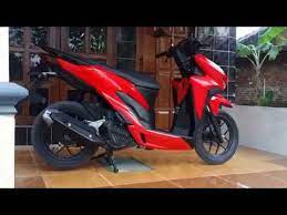 Pada bagian depan terpampang dual keen eyes headlight dengan mesin ini laju motor ini terasa sangat ringan meskipun bobotnya cukup berat. Cara Pasang Scotlite Skotlet Sticker Vario 125 2018 Merah Youtube