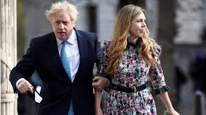 Johnson and symonds, who became engaged in 2019, exchanged vows in front of 30 guests invited to the ceremony at short notice, the mail on sunday reported. Uk Pm Boris Johnson Marries Fiancee Carrie Symonds In Secret Ceremony World News