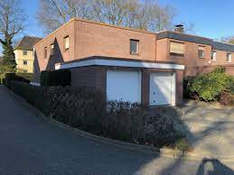 70m² diese neuwertige wohnung in neustadt am rübenberge, die im erdgeschoss liegt, besticht durch eine gehobene innenausstattung und kann zum 01.07.2021 bezogen werden. 3 Zimmer Wohnung Zu Vermieten Handel Str 28 45884 Gelsenkirchen Rotthausen Mapio Net