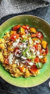 Bunte Couscous Gemuse Pfanne Mit Paprika Und Feta Couscous Rezept Rezepte Couscous Gemuse Pfanne