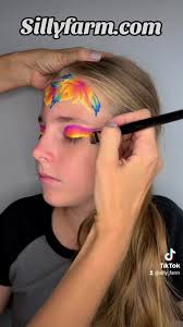 ✨️😍🖌Let's Paint with @🌈Unicorn creator🌈 . 🎨She is using Juicy Fruit  Arty Brush Cake Insane Arty Brush Cake Paradise 3/4 Brush . .  #learntoairbrush #fabatv #learntopaint #sfxmakeup #sfxmakeupartist ...