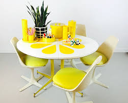 Retro Tulip Table And Chairs Flower Design By Maurice Burke Saarinen Style Table And Chairs Tulip Table Wood Refinishing