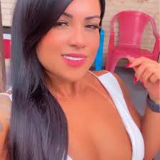 Já pensou você se casando ao som de 'Na Nossa Sala' com o Mr Dan cantando?  🥰🥰