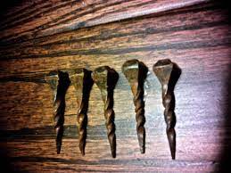 I am very sure that the problem is that the nails holding the metal Antique Primitive Hand Forged Iron Square Pyramid Head Screw In Nails Horse Nails Clavos Salvaged Hardwa Horse Nails Square Nails Short Square Acrylic Nails