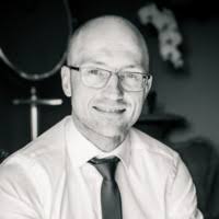 300+ perfiles de «Rabe»