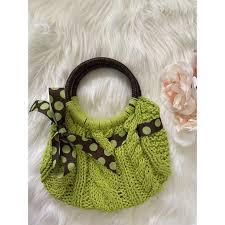 It's a pretty simple pattern but the link is since gone, and i've gotten a few requests to repost it, so here it is. Vintage Retro Green Cable Knit Purse W Brown Wicker Hoop Handles Polka Dot Bow