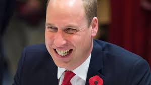 El príncipe William dice necesitar de ?palillos? para mantenerse despierto