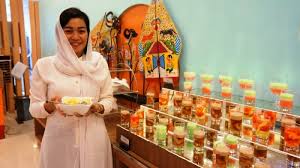 Ketika waktunya berbuka, ini dia waktu ku untuk melihat si dia. Favehotel Solo Luncurkan Menu Paket Ramadan Dengan Harga Ekonomis Jateng Live