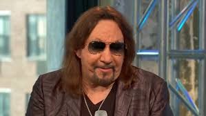 ACE FREHLEY: KISS Reunion 'Would Be Magical If It Was Handled Right'