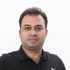 Waris Khan's Instagram, Twitter & Facebook