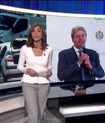Emma d'aquino ha lavorato anche in programmi non giornalistici come gli italiani hanno sempre ragione, con alberto matano, techetechetè, ballando con le stelle, nel emma d'aquino sarà tra gli ospiti della terza serata della 68esima edizione del festival di sanremo, la kermesse sanremese. Emma D Aquino Freeforumzone