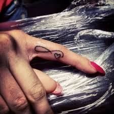 31 Cool Inner Finger Tattoos To Inspire You Small Finger Tattoos Ring Finger Tattoos Cute Matching Tattoos