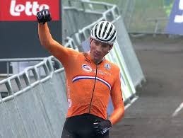Spek naar de bek van mathieu van der poel? Mathieu Van Der Poel 2021 Cyclocross World Champion