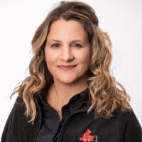 Kelly Grennan's Instagram, Twitter & Facebook