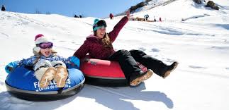 Hotel posada de farellones, restaurant y hotel alojamiento, posee un acentuado estilo suizo, donde se mezclan madera y piedra para dar vida a una acogedora forma de alojar en un. Estacao De Esqui Farellones No Chile 2020 Dicas Incriveis