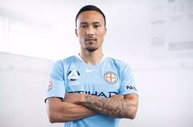 Kaizer chiefs unveiled a new coach in giovanni solinas last friday, and today, they unveiled their new kit for the 2018/19 season! Kaizer Chiefs Latest Signings Who Are The New Arrivals