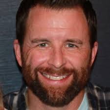 Bob Kizer's Instagram, Twitter & Facebook