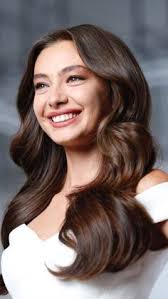 Claudia Bencomo (claudiabencomo)