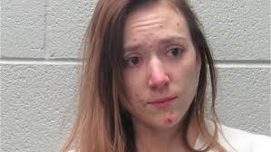 2 people charged in attempt to mail heroin to Henderson County inmate