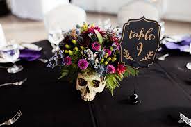How To Plan A Wedding That S Uniquely You Andreavanorsouw Com Halloween Themed Wedding Halloween Wedding Centerpieces Halloween Wedding