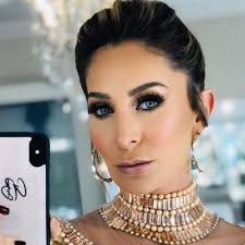 Rosalba géraldine bazán ortíz (born 30 january 1983) is a mexican actress, singer, and anchorwoman currently living in mexico city. Geraldine Bazan Hermosa Vestida De Novia Mas Guapa Que En Su Boda Con Gabriel Soto Show News