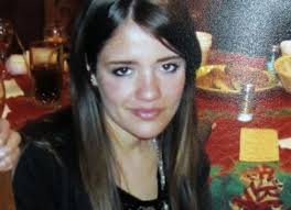 Muerte de joven conmueve a Guanajuato; se avienta de taxi en movimiento  para evitar violación