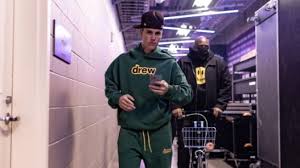 Harga tiket konser justin bieber dapat disimak di . Uv9nksypxxu30m