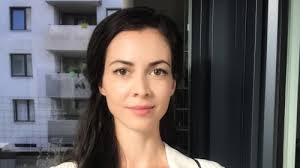 Nu cred că este sub 3 la mie în acest moment, în realitate. Cine Este È™i Cum AratÄƒ Iubita Lui Vlad Voiculescu Fosta JurnalistÄƒ Digi 24 A Confirmat RelaÈ›ia Cu Candidatul Usr Impact