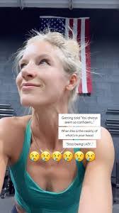 Stephanie Poe's Instagram, Twitter & Facebook