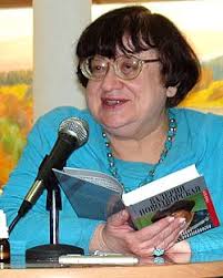 Самой известной оппозиционеркой страны была валерия новодворская. Valeriya Ilinichna Novodvorskaya Vikicitatnik