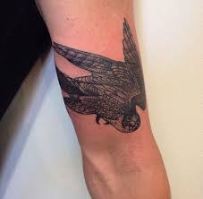 Bird Of Prey Tattoo Designs Bird Tattoo Men Blackwork Hawk Tattoos Tattoo Designs Tattoo Artists