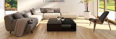 Lance­­­­­­­­­­­­­ment du premier feutre inso­­­­­­­­­­­­­no­­­­­­­­­­­­­ri. Fussboden Malerbetrieb Krannich