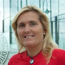 Escuela de pádel: un ilusionante proyecto de la mano de dos grandes  campeonas