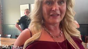 💙CPD OFFICER WHO RETIRED TODAY SURPRISED BY HER SON WHO RETURNED HOME  TODAY FROM SERVING OVERSEAS🇺🇸