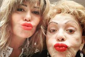  1  es hermana del empresario luis enrique guzmán pinal. Parece Personaje De The Walking Dead Acaban En Redes A Alejandra Guzman Por Su Aspecto En Concierto 24 Horas