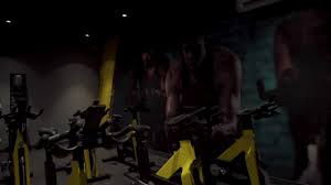 Pratiquez le fitness, la gym et la musculation et gardez la forme dans les meilleurs clubs. Salle De Sport Lagny Sur Marne Fitness Park