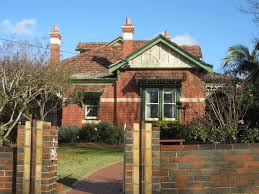 Explore houses for sale in hertfordshire as well! Large Queen Anne Style Villa Essendon Historic Homes House Front Australian Homes