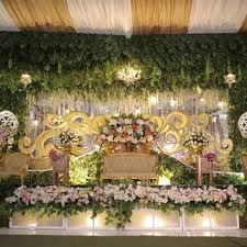 Menurut keduanya adat pernikahan indonesia yang indah dan kaya sayang untuk dilewati tanpa diterapkan dalam pernikahan. 10 Daftar Paket Pernikahan Subang 2019 Terjangkau Heikamu Com