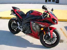 R1 Cleaned Up Rear End Before After Yamaha R1 Forum Yamaha R1 Red Motorcycle Super Bikes