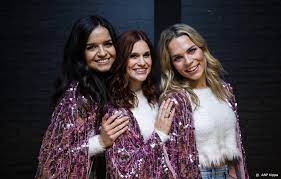 De beste borden van klaasje meijer. Nederlandse Zangeres Klaasje Meijer Gaat Weg Bij K3 Leidschdagblad