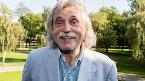 #voetbalinside rookt graag een #sigaar maakt je graag belachelijk #fanprofiel met de beste #johan #derksen uitspraken klik met je #sigaar. Candidates Are Not As Good As The Real Johan Derksen