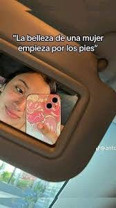 Melanie Bustos's Instagram, Twitter & Facebook