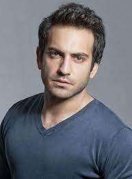 Pin On Celebs Turkish Bugra Gulsoy